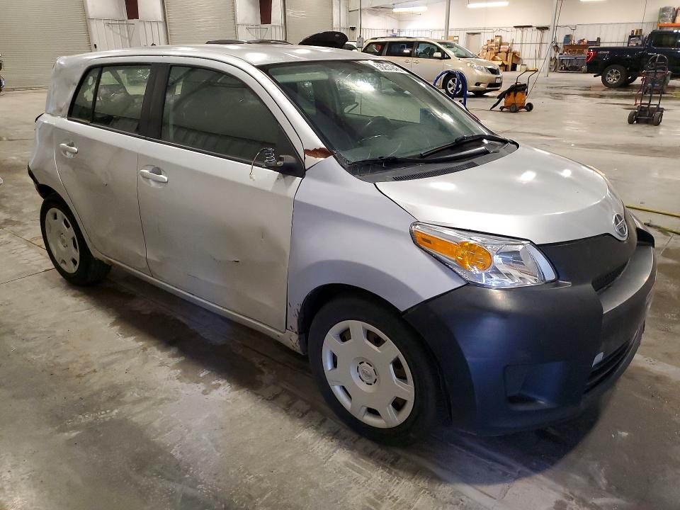 2009 Scion Xd VIN JTKKU10409J033733 COPART salvage auction — REAR END, MN - CERT OF TITLE-PRIOR SALVAGE, sold $525 on 2026-07-27 (photo 4)