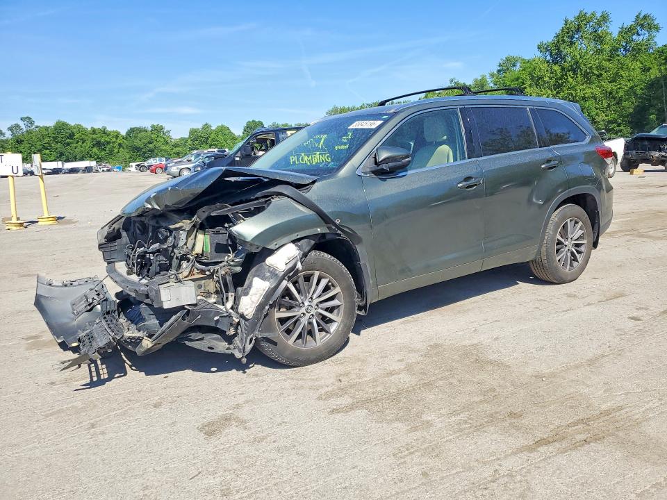 2017 Toyota VIN 5TDJZRFH5HS367982 COPART salvage auction — FRONT END, Pa - Certificate Of Salvage, sold $7,000 on 2026-07-16 (photo 1)