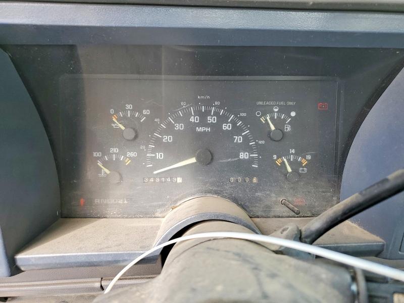 1993 Chevrolet Gmt-400 VIN 1GCGC24K4PE184644 COPART salvage auction — MECHANICAL, Ca - Dis/Dlr/Exp Only Clean Title, sold $300 on 2026-07-31 (photo 9)