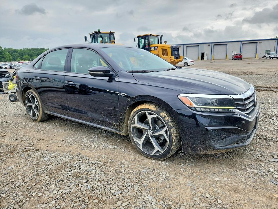 2020 Volkswagen Passat VIN 1VWMA7A31LC025828 COPART salvage auction — SIDE, AR - CERT OF TITLE-SALVAGE, sold $3,500 on 2026-07-27 (photo 4)