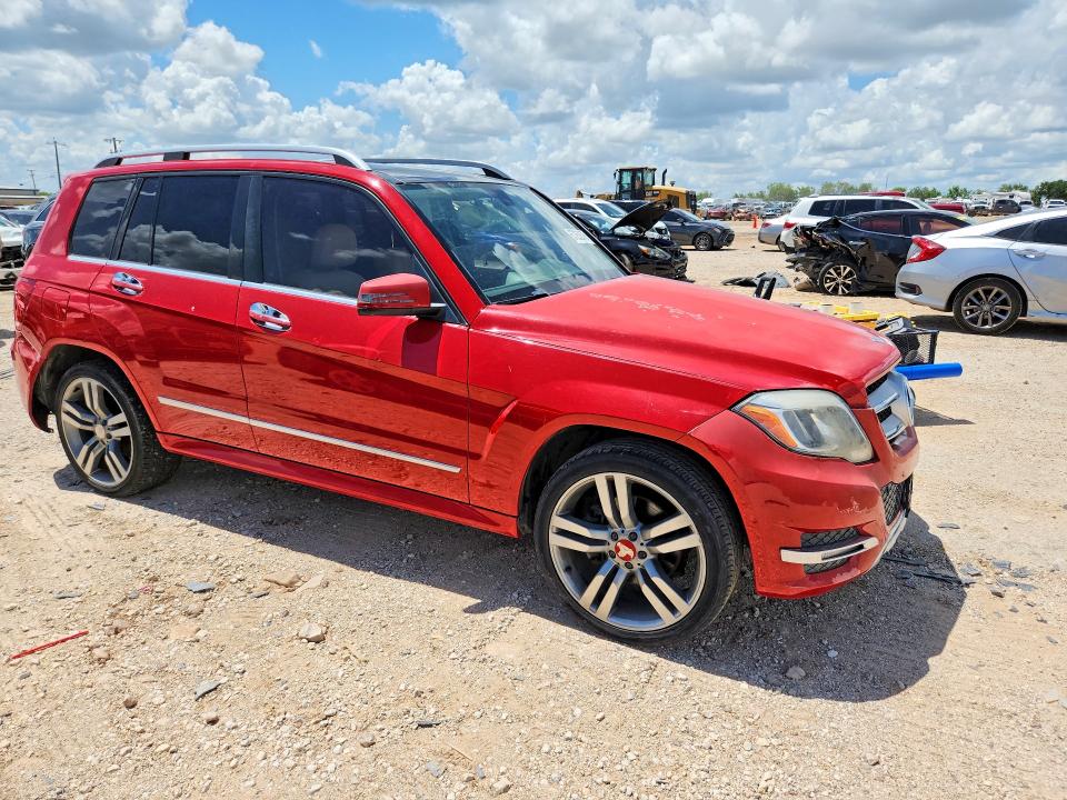 2014 Mercedes-benz Glk-klasse VIN WDCGG5HB4EG323375 COPART salvage auction — MINOR DENT/SCRATCHES, Tx - Certificate Of Title (P), sold $3,900 on 2026-07-09 (photo 4)