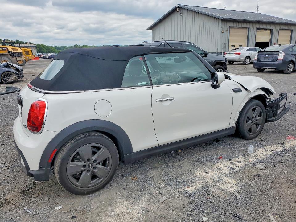 2024 Mini Cooper VIN WMW23DL08R3R81870 COPART salvage auction — FRONT END, Pa - Certificate Of Salvage, sold $4,850 on 2026-07-09 (photo 3)