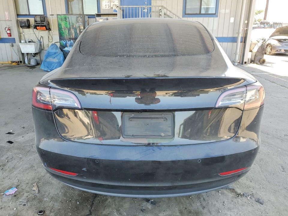 2021 Tesla VIN 5YJ3E1EB9MF089511 COPART salvage auction — VANDALISM, Salvage Title, sold $8,000 on 2026-07-16 (photo 6)