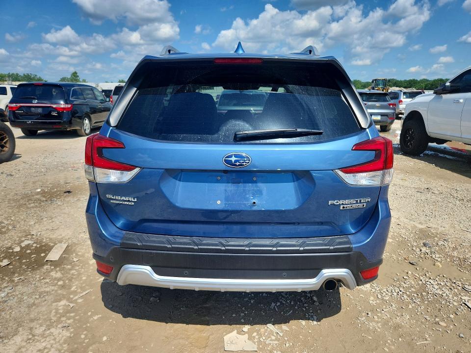 2022 Subaru Forester VIN JF2SKARC2NH483443 COPART salvage auction — HAIL, Ks - Cert Of Title-Salvage, sold $1,100 on 2026-07-30 (photo 6)