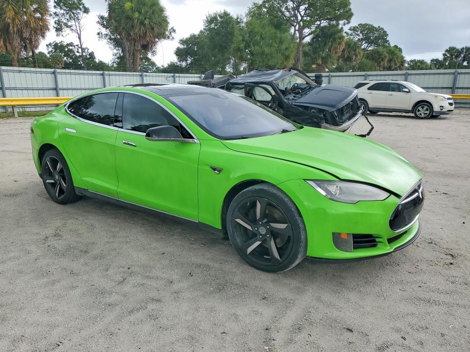 2016 Tesla Model s VIN 5YJSA1E20GF126716 COPART salvage auction — MECHANICAL, Tx - Certificate Of Title, sold $3,500 on 2026-07-14 (photo 4)