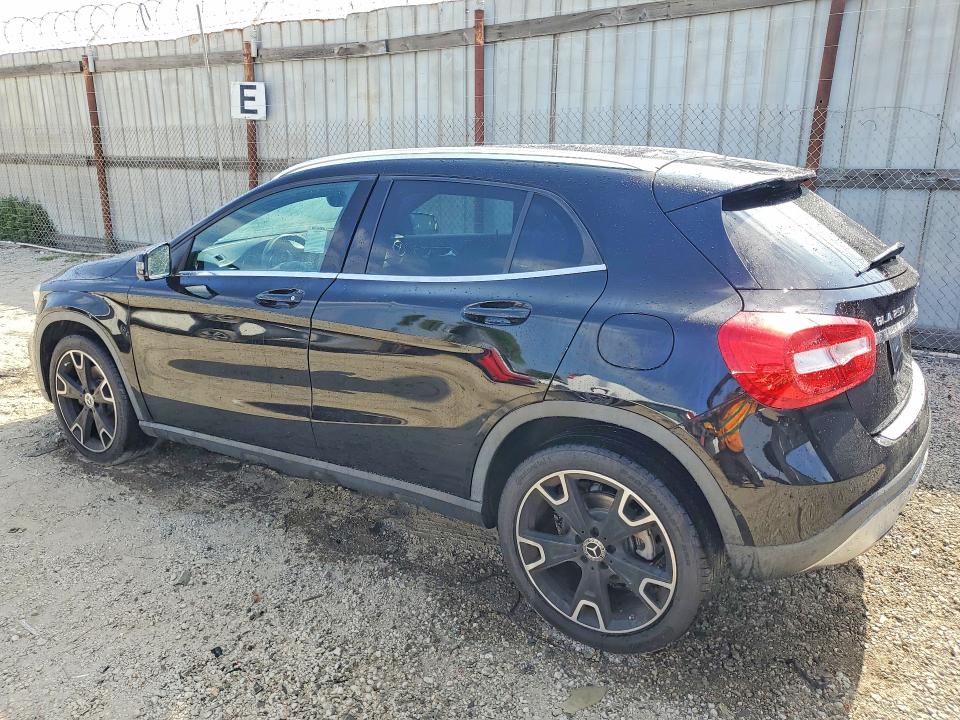 2020 Mercedes-benz VIN WDCTG4EB9LJ651761 COPART salvage auction — UNDERCARRIAGE, Salvage Title, sold $2,950 on 2026-08-10 (photo 2)