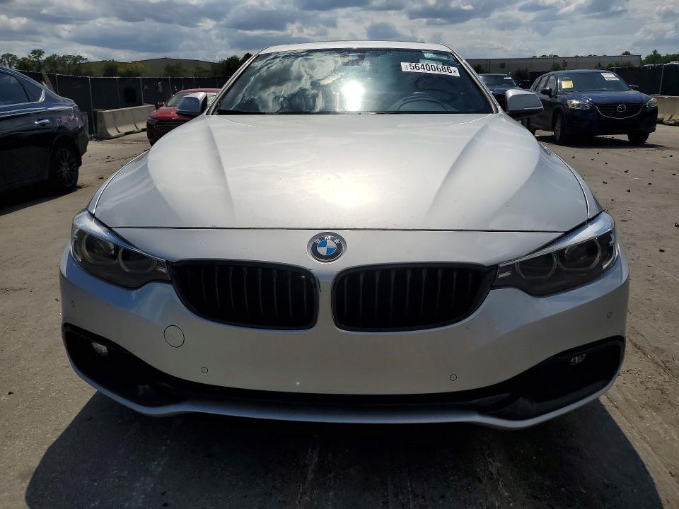 2020 BMW VIN WBA4J5C04LCD24580 COPART salvage auction — WATER/FLOOD, In - Certificate Of Title, sold $8,400 on 2026-07-28 (photo 5)