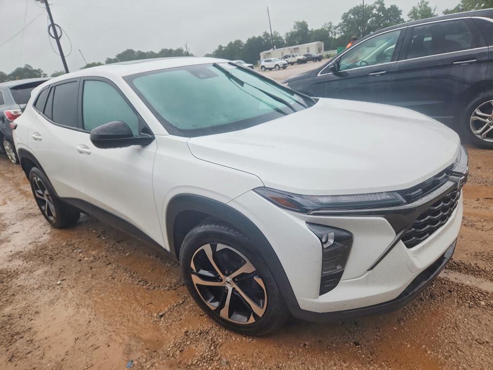 2024 Chevrolet VIN KL77LGE21RC144156 COPART salvage auction — WATER/FLOOD, Al - Cert Of Title-Flood Salvage, sold $250 on 2026-07-21 (photo 4)