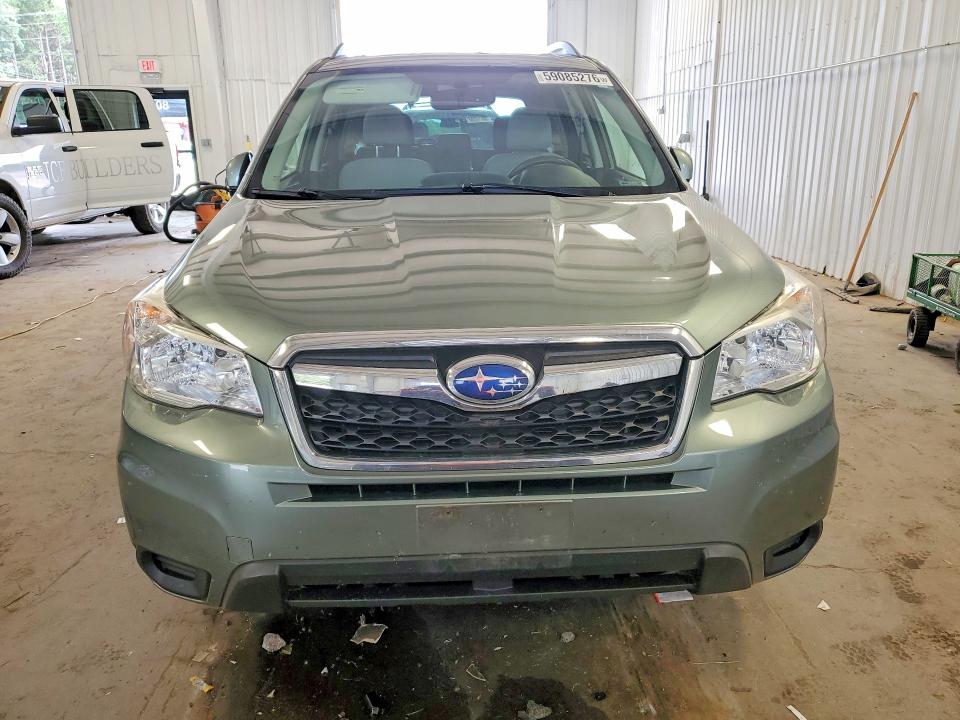 2015 Subaru VIN JF2SJADC4FH584690 COPART salvage auction — MINOR DENT/SCRATCHES, Salvage Title, sold $625 on 2026-07-23 (photo 5)