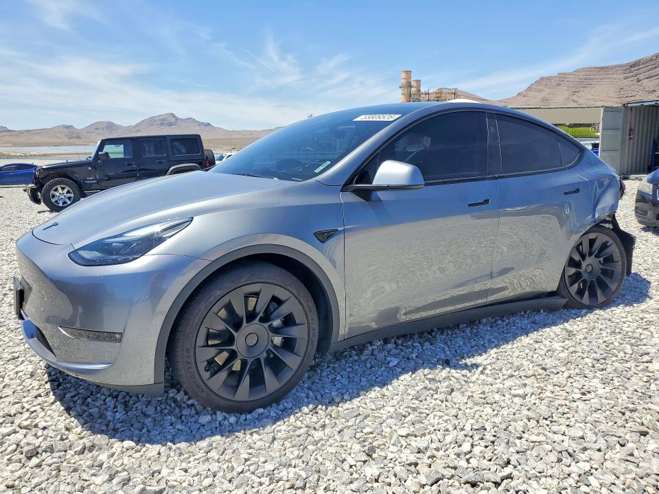 2025 Tesla VIN 7SAYGAEE0SF269020 COPART salvage auction — REAR END, Nv - Salvage Title, sold $13,800 on 2026-07-20 (photo 1)