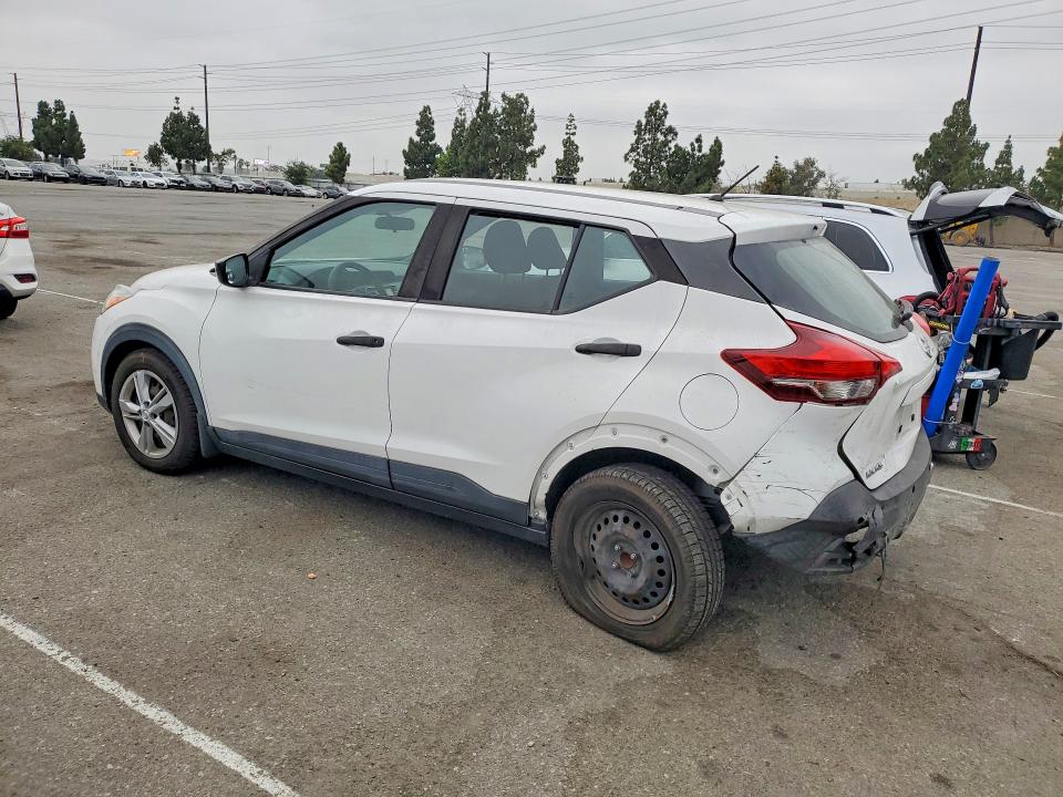 2020 Nissan Kicks VIN 3N1CP5BV6LL487990 COPART salvage auction — REAR END, Ca - Salvage Certificate, sold $4,300 on 2026-07-02 (photo 2)