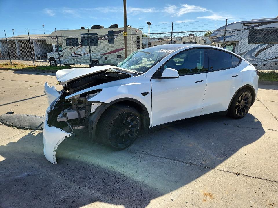 2022 Tesla Model y VIN 7SAYGAEE3NF350811 COPART salvage auction — ALL OVER, CA - SALVAGE CERTIFICATE, sold $3,500 on 2026-07-27 (photo 1)