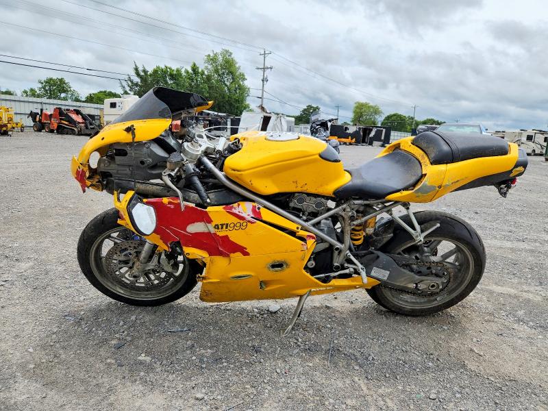 2003 Ducati 749 VIN ZDM1UB3S73B002830 COPART salvage auction — FRONT END, Tn - Salvage Certificate, sold $200 on 2026-07-30 (photo 3)