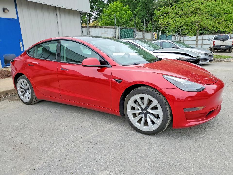 2022 Tesla Model 3 VIN 5YJ3E1EA7NF369470 COPART salvage auction — UNDERCARRIAGE, PA - CERT OF TITLE, sold $9,300 on 2026-07-08 (photo 4)