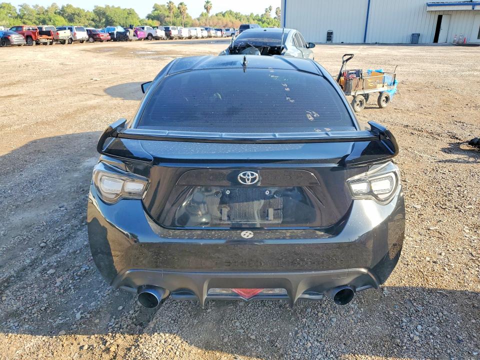 2018 Toyota VIN JF1ZNAE16J9701001 COPART salvage auction — FRONT END, Tx - Salvage Vehicle Title, sold $425 on 2026-07-29 (photo 6)