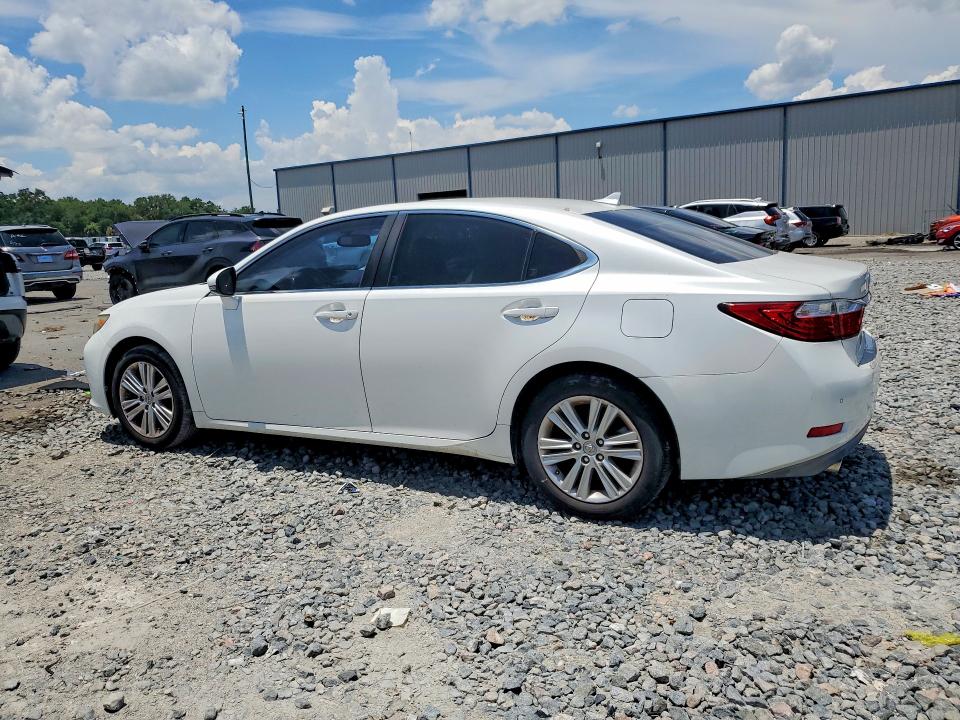 2014 Lexus VIN JTHBK1GG0E2113582 COPART salvage auction — MINOR DENT/SCRATCHES, Fl - Cert Of Title-Salvage Theft, sold $3,800 on 2026-07-15 (photo 2)