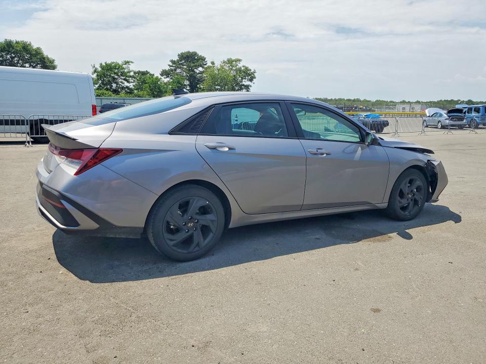 2026 Hyundai Elantra VIN KMHLM4DG3TU111358 COPART salvage auction — FRONT END, VA - CERT OF TITLE - SALVAGE, sold $6,500 on 2026-07-27 (photo 3)