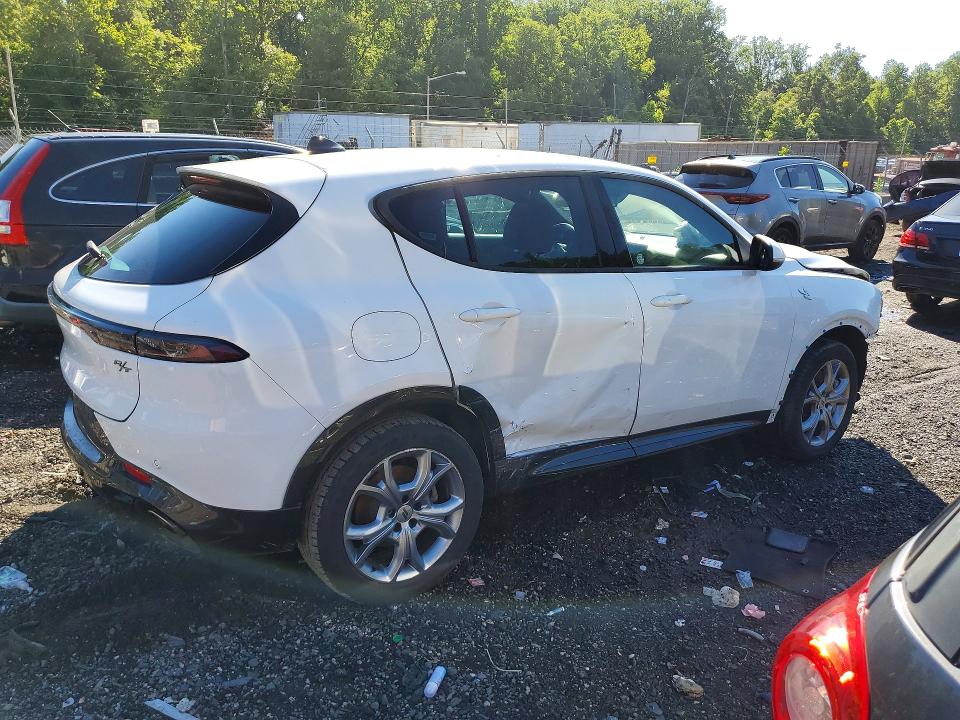 2024 Dodge Hornet VIN ZACPDFCW1R3A33979 COPART salvage auction — FRONT END, Salvage Title, sold $3,650 on 2026-07-30 (photo 3)
