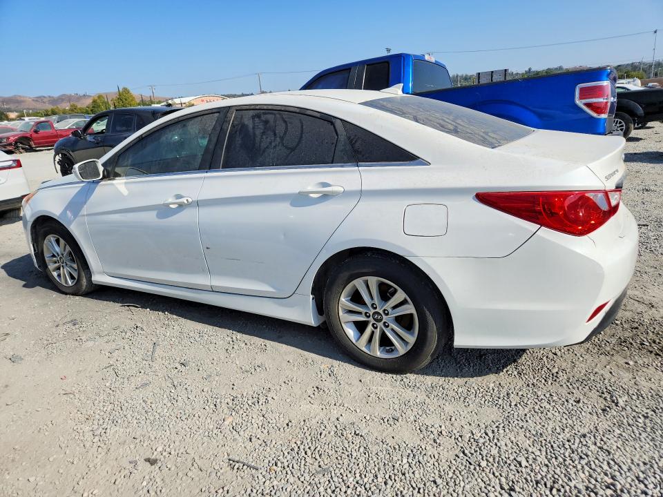 2014 Hyundai Sonata VIN 5NPEB4AC1EH831047 COPART salvage auction — MECHANICAL, Ca - Dis/Dlr/Exp Only Clean Title, sold $1,098 on 2026-07-09 (photo 2)