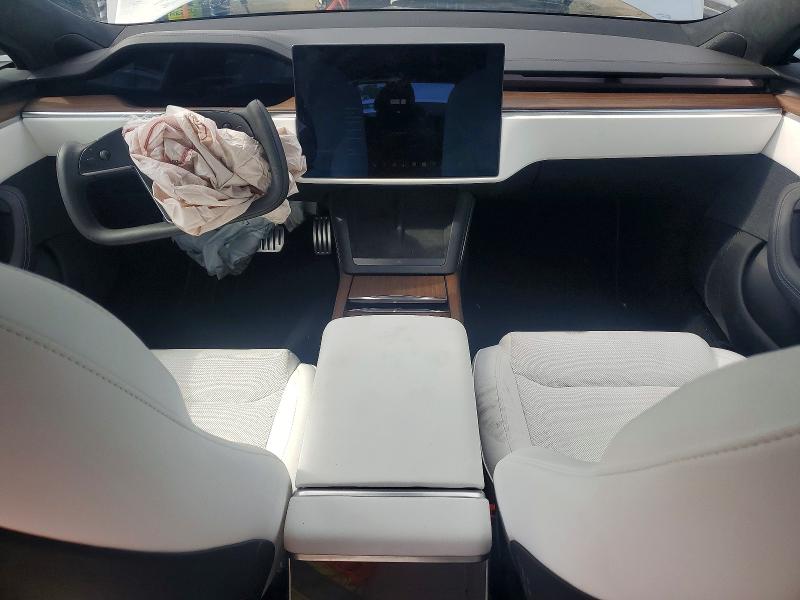 2025 Tesla Model s VIN 5YJSA1E58SF548428 COPART salvage auction — FRONT END, Salvage Title, sold $30,250 on 2026-08-28 (photo 8)