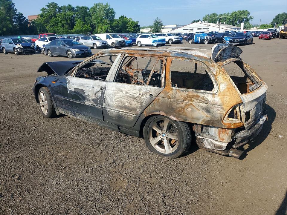 2004 BMW 3 series VIN WBAEP334X4PF04165 COPART salvage auction — BURN, Ct - Cert Of Title-Salvage, sold $450 on 2026-07-24 (photo 2)
