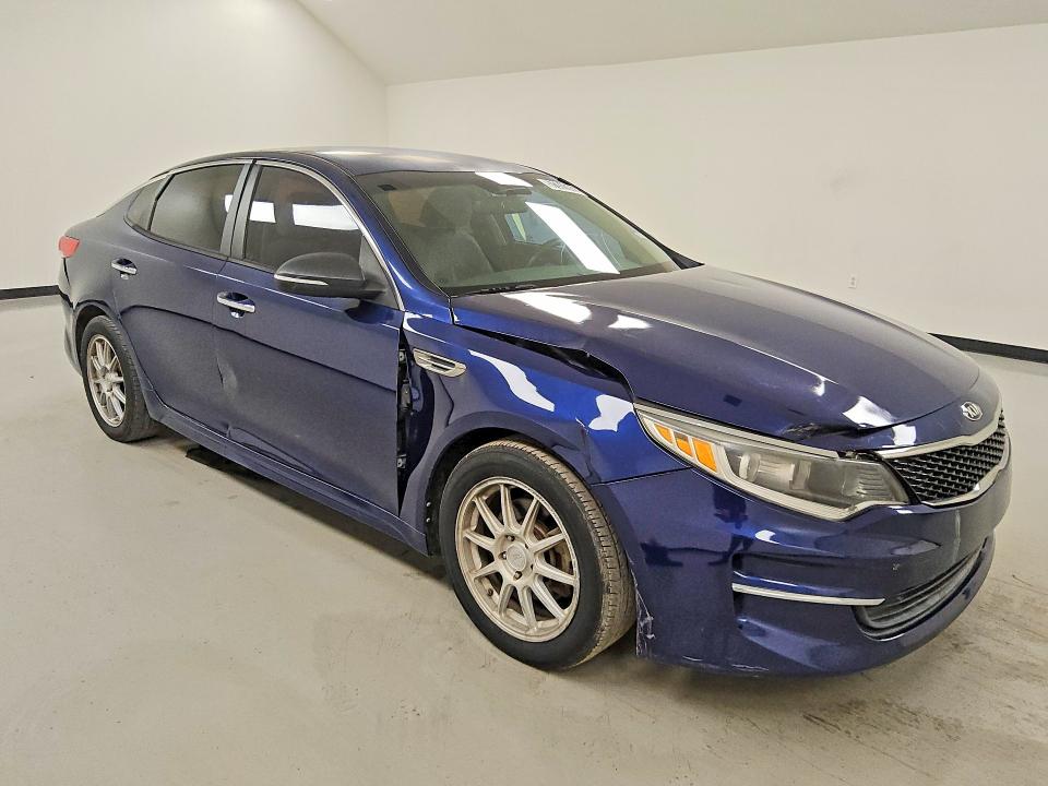 2016 Kia Optima VIN 5XXGT4L3XGG076837 COPART salvage auction — MECHANICAL, Tx - Certificate Of Title, sold $925 on 2026-07-09 (photo 4)