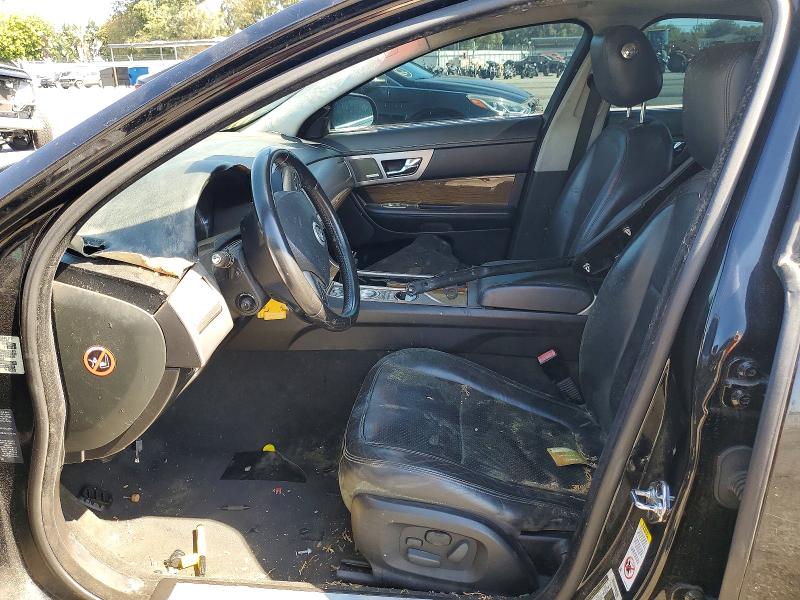 2011 Jaguar Xf VIN SAJWA0HE8BMR88679 COPART salvage auction — MINOR DENT/SCRATCHES, Ca - Dis/Dlr/Exp App For Dup Clean, sold $850 on 2026-07-24 (photo 7)