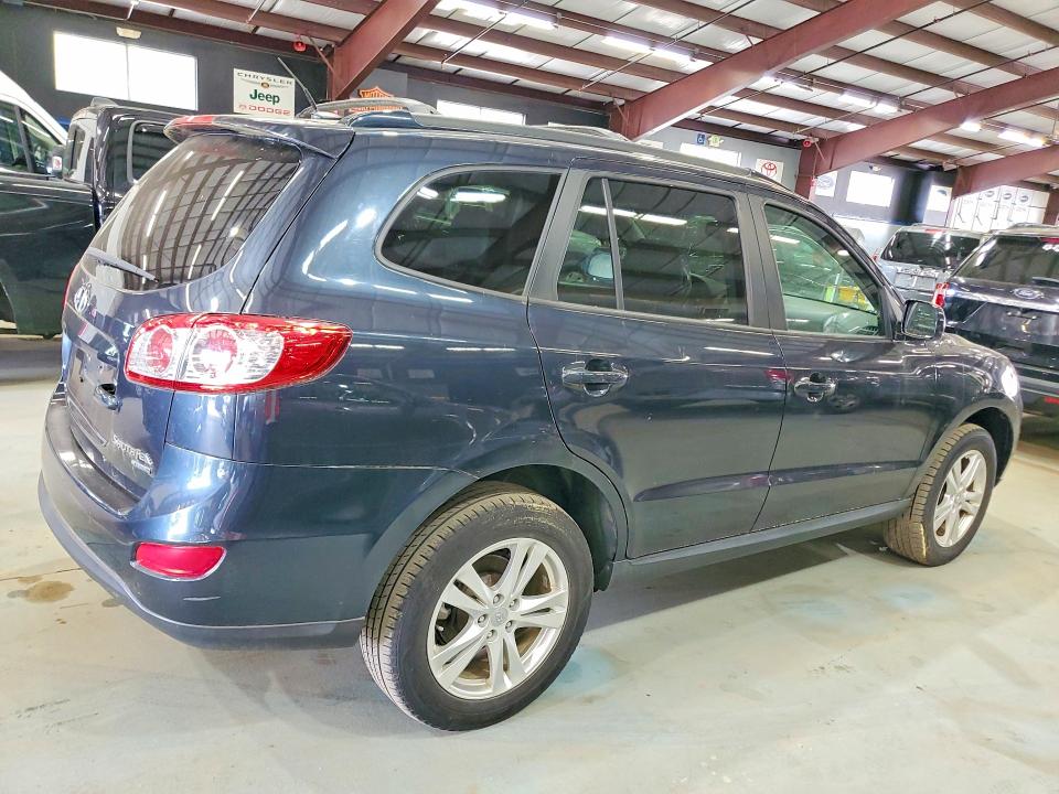 2011 Hyundai Santa fe VIN 5XYZHDAG1BG076827 COPART salvage auction — MINOR DENT/SCRATCHES, CT - CERTIFICATE OF TITLE, sold $1,750 on 2026-07-09 (photo 3)