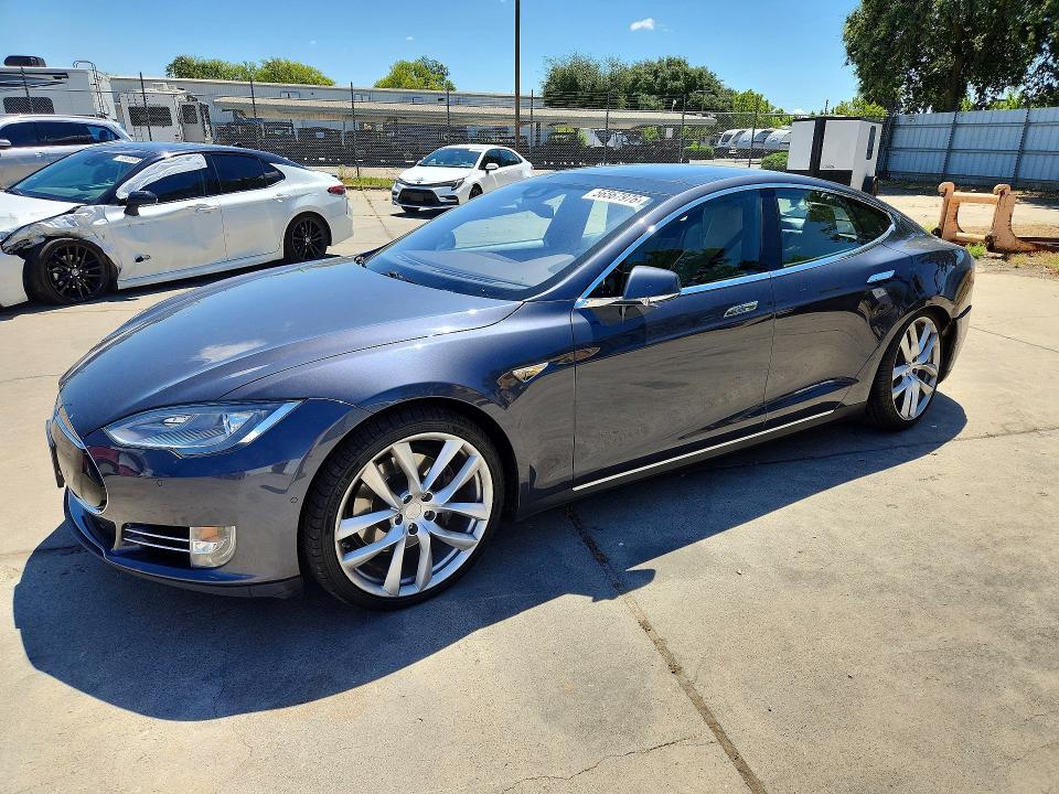 2015 Tesla Model s VIN 5YJSA1E29FF119696 COPART salvage auction — REAR END, Ca - Salvage Certificate, sold $4,800 on 2026-07-20 (photo 1)