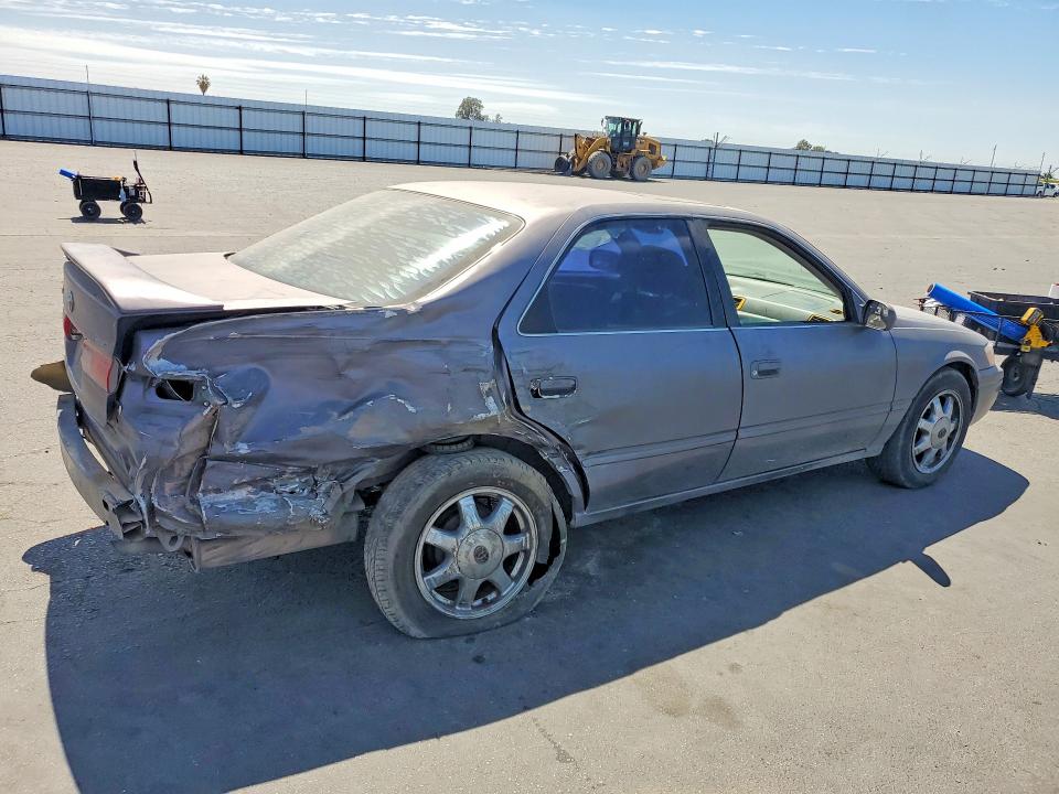 1997 Toyota Camry VIN JT2BG22K4V0005684 COPART salvage auction — REAR END, CA - SALVAGE CERTIFICATE, sold $375 on 2026-07-16 (photo 3)
