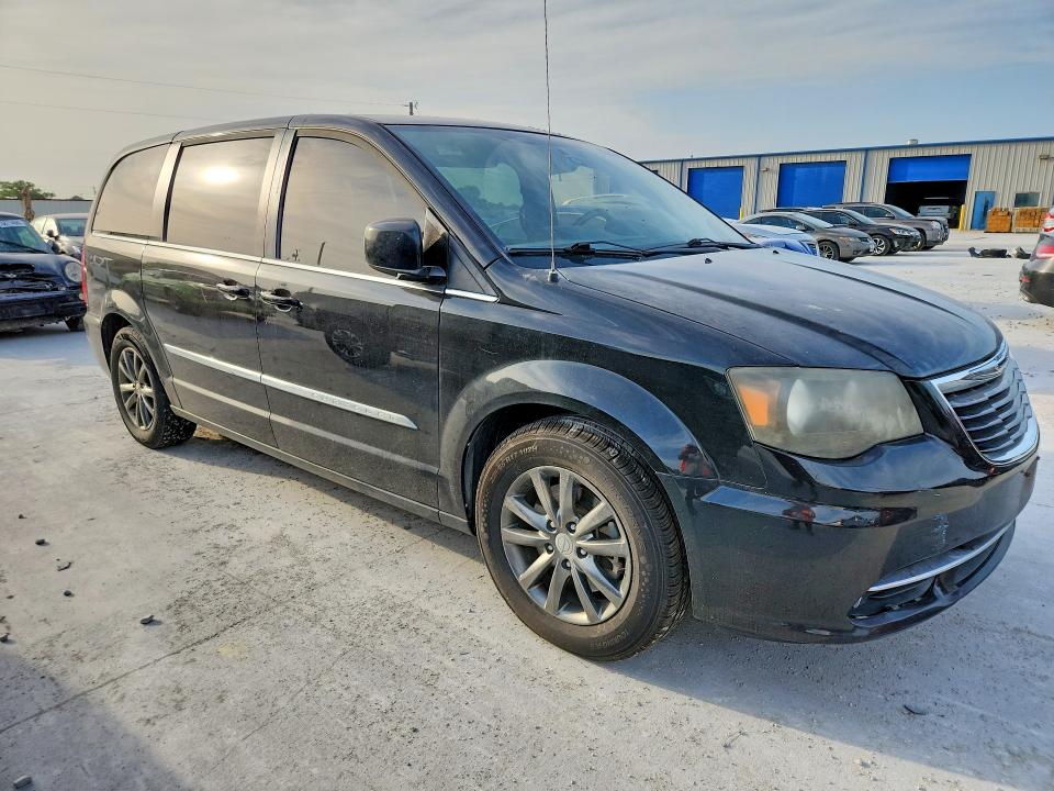 2014 Chrysler Voyager VIN 2C4RC1HG7ER413648 COPART salvage auction — MECHANICAL, Tx - Salvage Vehicle Title, sold $525 on 2026-07-02 (photo 4)