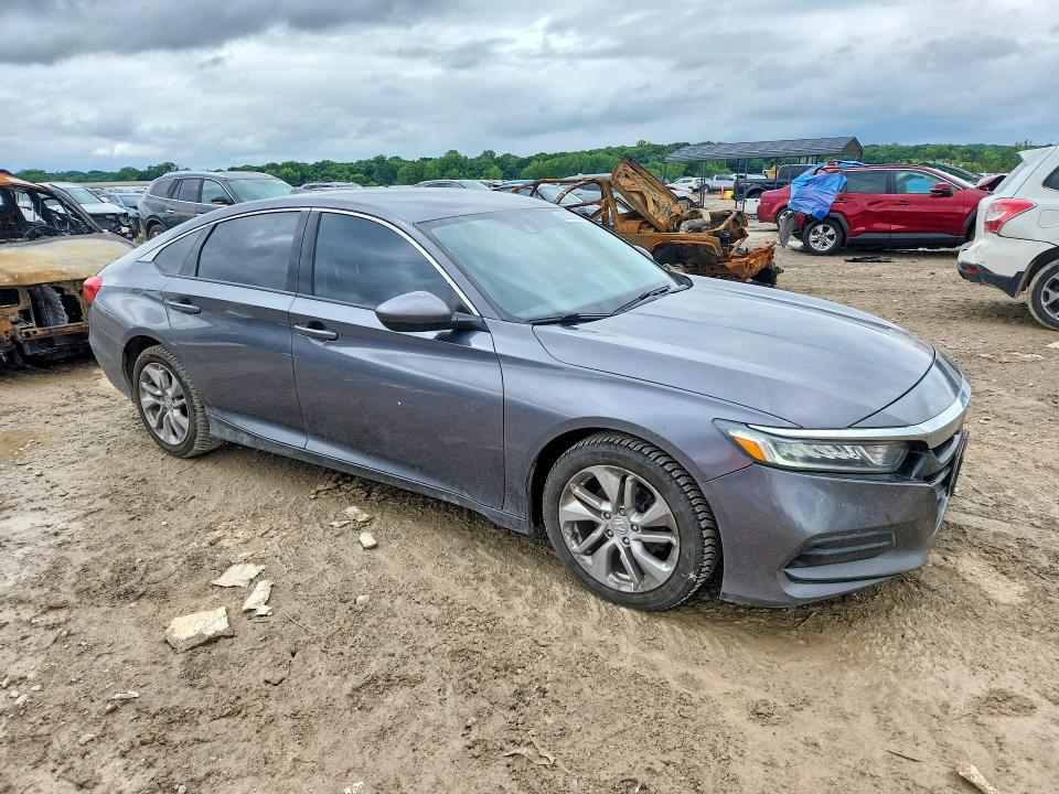 2018 Honda Accord VIN 1HGCV1F15JA095947 COPART salvage auction — MINOR DENT/SCRATCHES, Mo - Dealer Only Clean Title, sold $4,750 on 2026-07-02 (photo 4)
