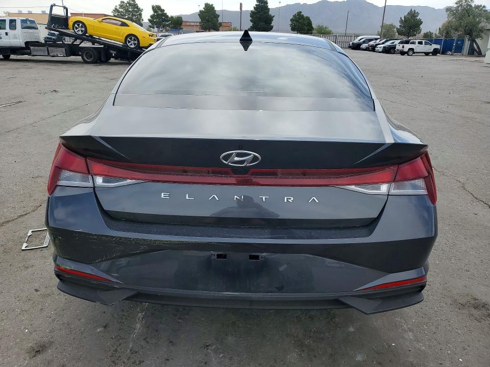2023 Hyundai Elantra VIN 5NPLM4AG4PH091999 COPART salvage auction — SIDE, Tx - Salvage Vehicle Title, sold $150 on 2026-07-24 (photo 6)