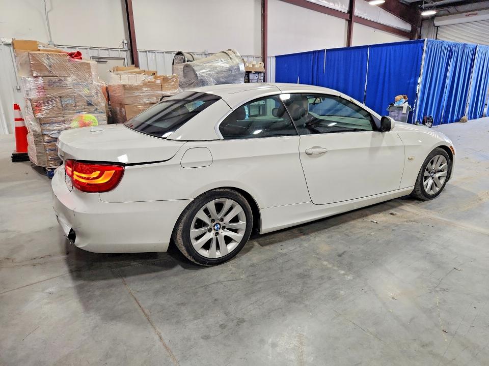 2011 BMW 3er VIN WBADW3C59BE537512 COPART salvage auction — REAR END, Sc - Cert Of Title-Salvage, sold $1,400 on 2026-07-06 (photo 3)