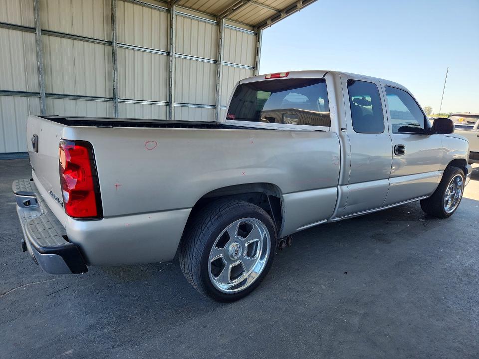 2005 Chevrolet Silverado 1500 VIN 2GCEC19T151282726 COPART salvage auction — FRONT END, Ca - Salvage Certificate, sold $2,500 on 2026-07-02 (photo 3)