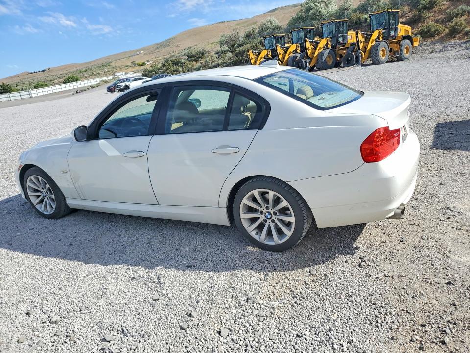 2011 BMW 3 series VIN WBAPH5G51BNM74158 COPART salvage auction — FRONT END, Ca - Certificate Of Title, sold $350 on 2026-07-02 (photo 2)
