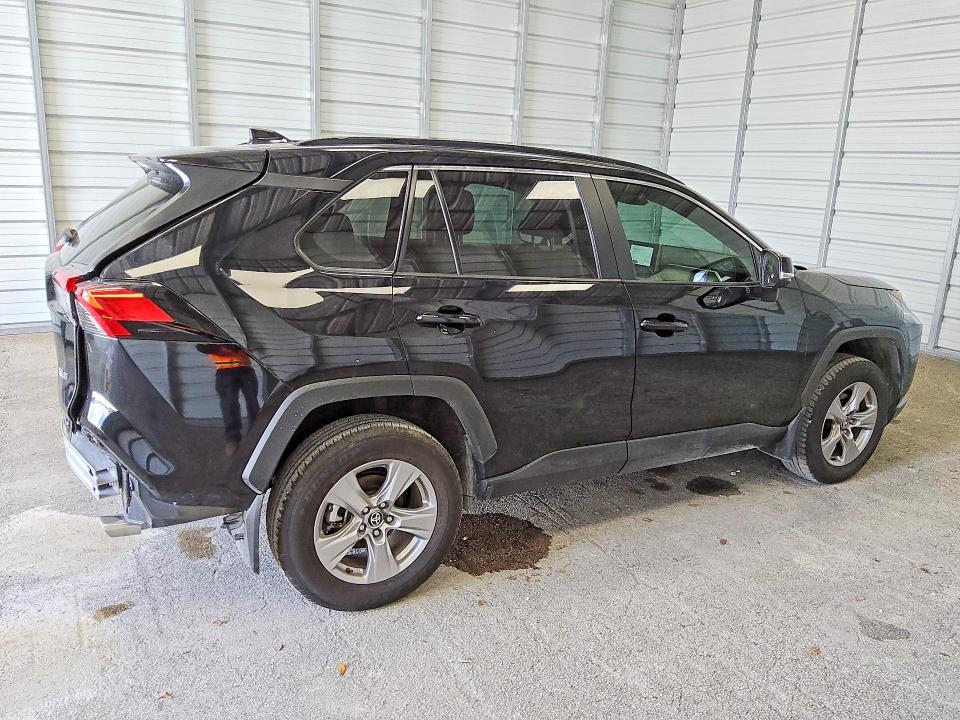 2025 Toyota Rav4 VIN 2T3W1RFV6SC349677 COPART salvage auction — REAR END, Fl - Certificate Of Title, sold $18,000 on 2026-07-07 (photo 3)