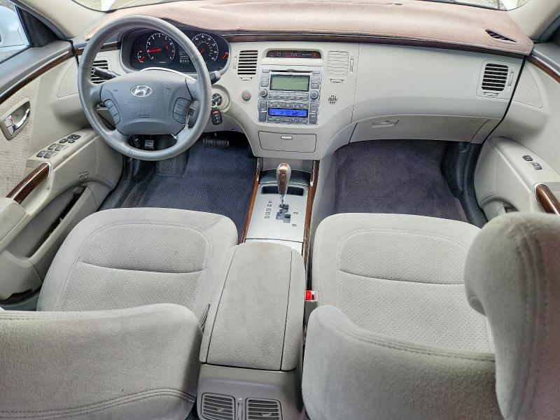 2009 Hyundai Azera VIN KMHFC46D79A360047 COPART salvage auction — FRONT END, Co - Public - Salvage Title, sold $1,350 on 2026-07-07 (photo 8)
