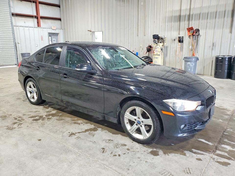2014 BMW 3er VIN WBA3C3C54EP661345 COPART salvage auction — FRONT END, Ny - Mv-907A Salvage Certificate, sold $1,400 on 2026-07-06 (photo 4)