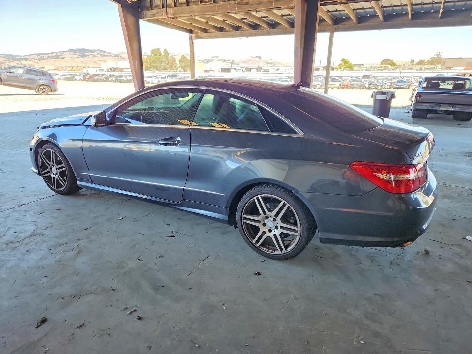 2010 Mercedes-benz E-klasse VIN WDDKJ7CB5AF048481 COPART salvage auction — FRONT END, Ca - Salvage Certificate, sold $725 on 2026-07-09 (photo 2)