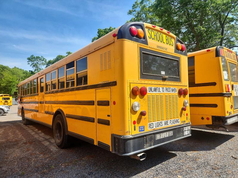 2015 Ic VIN 4DRBWAAN7FB719567 COPART salvage auction — NORMAL WEAR, Ri - Certificate Of Title, sold $1,400 on 2026-07-08 (photo 3)