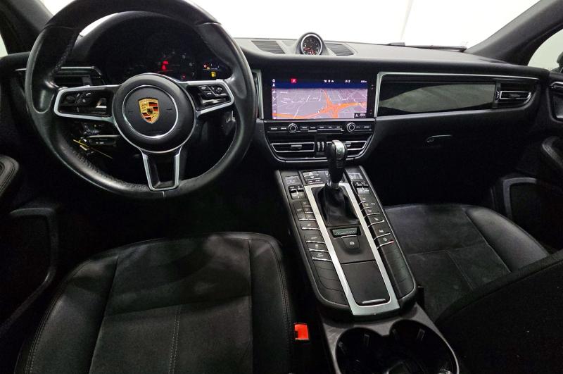 2021 Porsche Macan VIN WP1AA2A57MLB08979 COPART salvage auction — NORMAL WEAR, VA - CERTIFICATE OF TITLE (P), sold $17,700 on 2026-07-27 (photo 9)