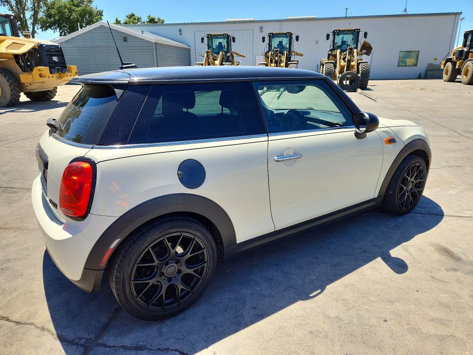 2016 Mini VIN WMWXP5C58G2D14816 COPART salvage auction — REAR END, Ca - Salvage Certificate, sold $1,700 on 2026-07-06 (photo 3)
