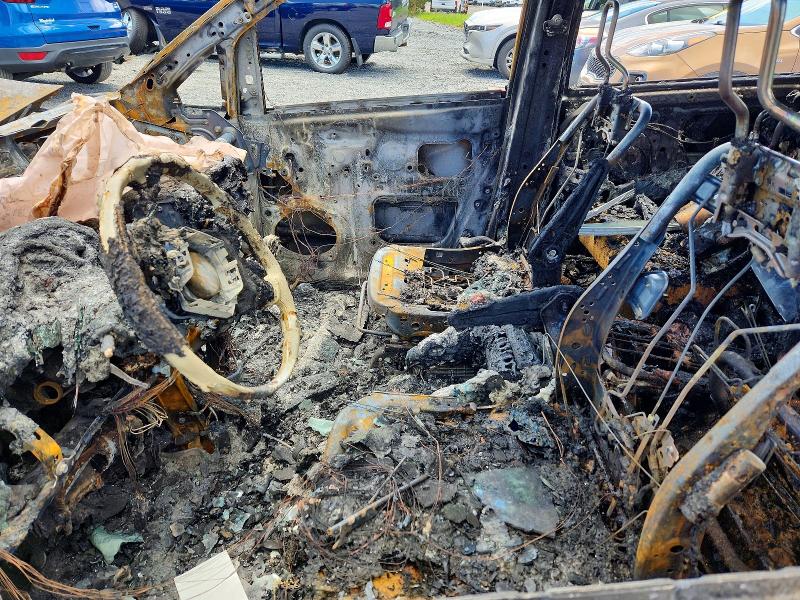 2011 Toyota Sienna VIN 5TDKK3DCXBS153476 COPART salvage auction — BURN, PA - CERTIFICATE OF SALVAGE, sold $325 on 2026-07-14 (photo 7)