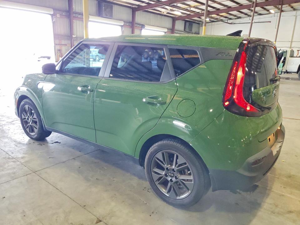 2021 Kia Soul VIN KNDJ33AU8M7140065 COPART salvage auction — FRONT END, Fl - Cert Of Title Slvg Rebuildable, sold $3,900 on 2026-07-20 (photo 2)