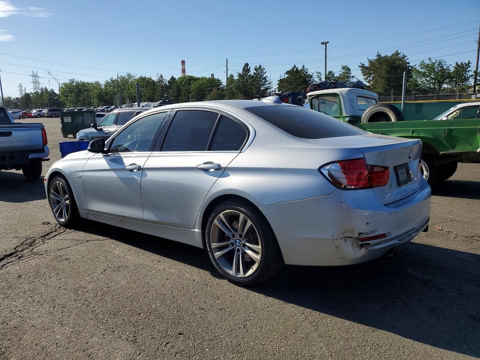 2013 BMW 1er VIN WBA3F9C55DF145283 COPART salvage auction — MINOR DENT/SCRATCHES, Co - Public - Salvage Title, sold $1,750 on 2026-07-16 (photo 2)