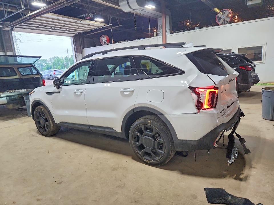 2025 Kia VIN 5XYRKDJF3SG395252 COPART salvage auction — REAR END, Mn - Cert Of Title-Salvage, sold $13,600 on 2026-07-16 (photo 2)