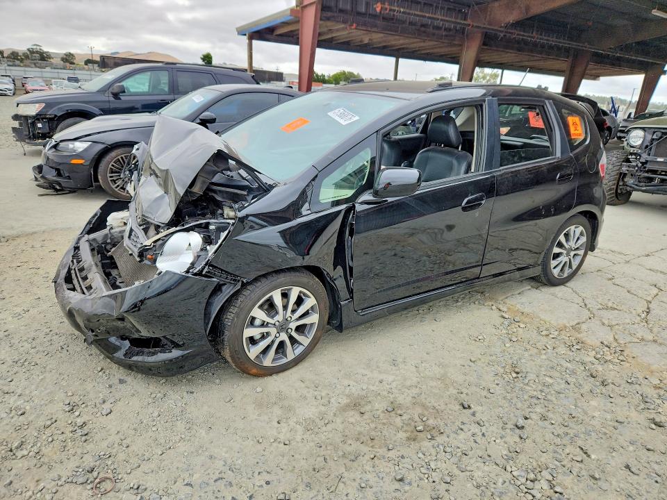 2013 Honda Fit VIN JHMGE8H59DC007353 COPART salvage auction — FRONT END, CA - SALVAGE CERTIFICATE, sold $525 on 2026-07-20 (photo 1)