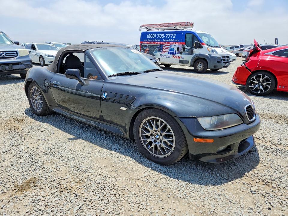 2000 BMW Z3 VIN WBACH3347YLF44012 COPART salvage auction — MINOR DENT/SCRATCHES, Wa - Dis/Dlr/Exp Only Clean Title (P), sold $3,500 on 2026-07-02 (photo 4)