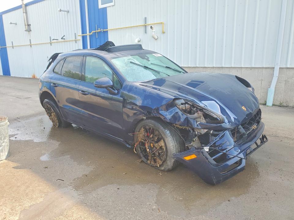 2018 Porsche Macan VIN WP1AG2A53JLB62869 COPART salvage auction — ALL OVER, Ns - Salvage Title, sold $1,750 on 2026-07-09 (photo 4)